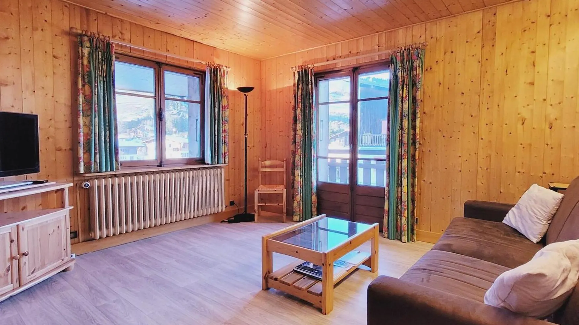 Appartement Confortable A Megeve, Centre-Ville, Balcon, Wi-Fi, Parking - Fr-1-453-322